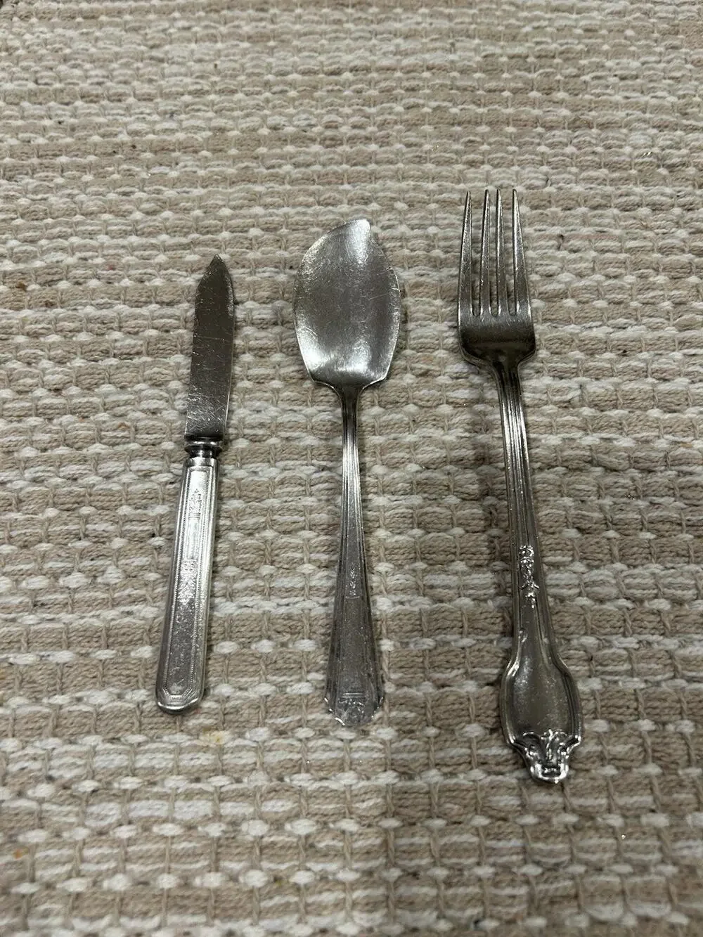 MIXED LOT Vtg Silver plated - JELLY SPOON Rogers FORK Internat BUTTER KNIFE B26